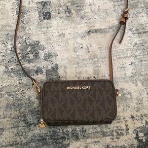 Michael Kors Crossbody Wallet Purse